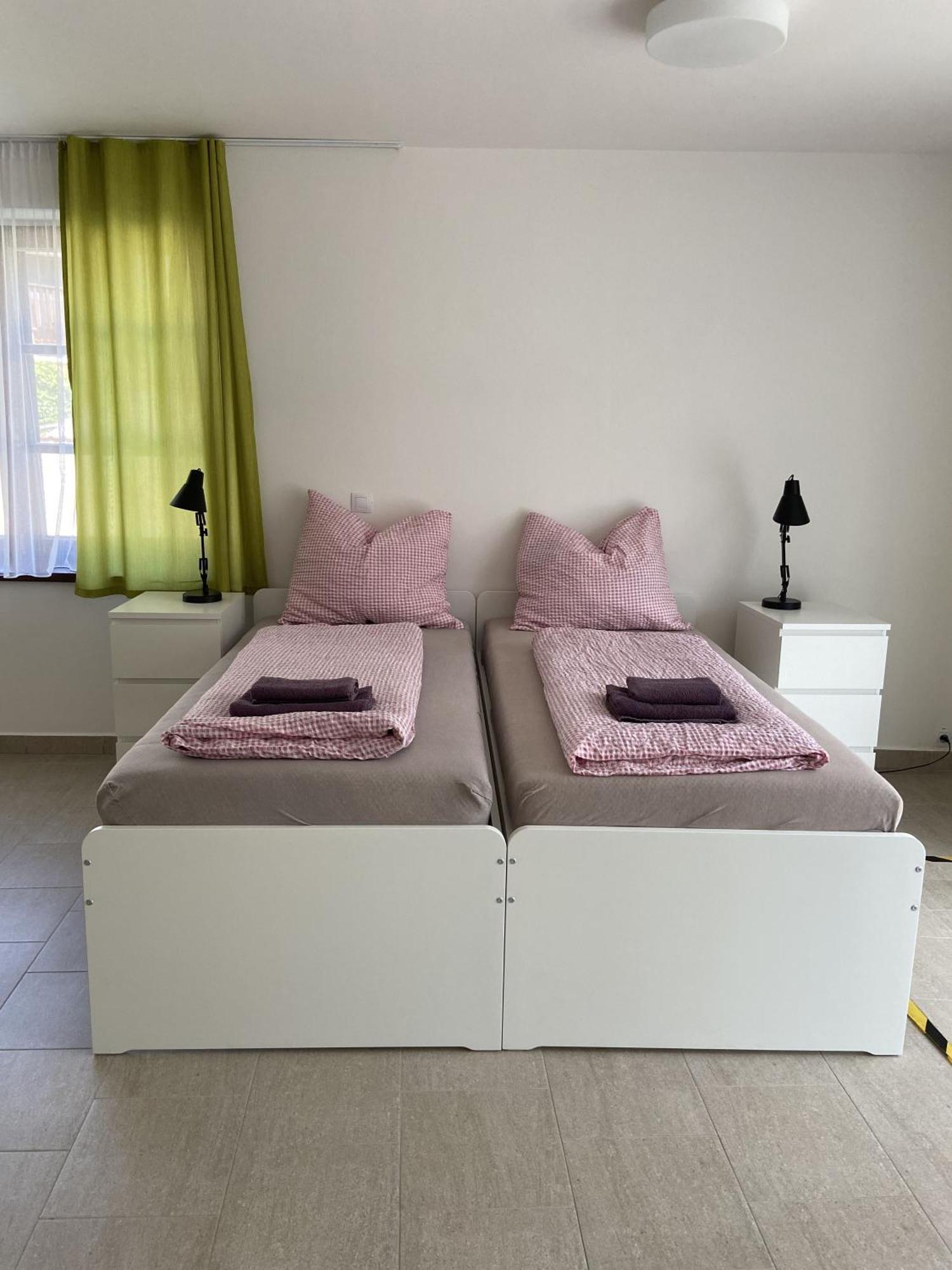 Penzion V Podzamci Třeboň Esterno foto