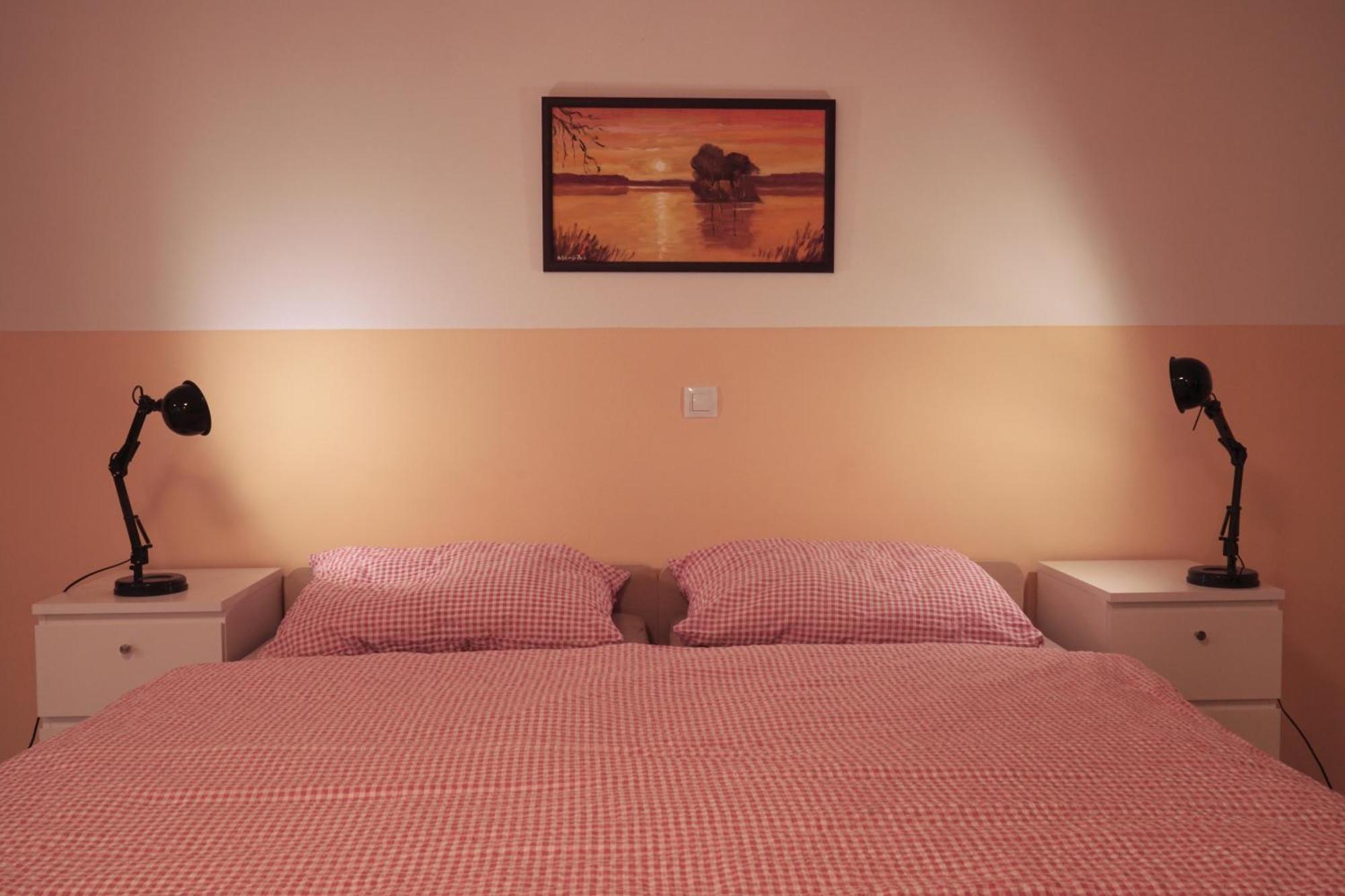 Penzion V Podzamci Třeboň Esterno foto